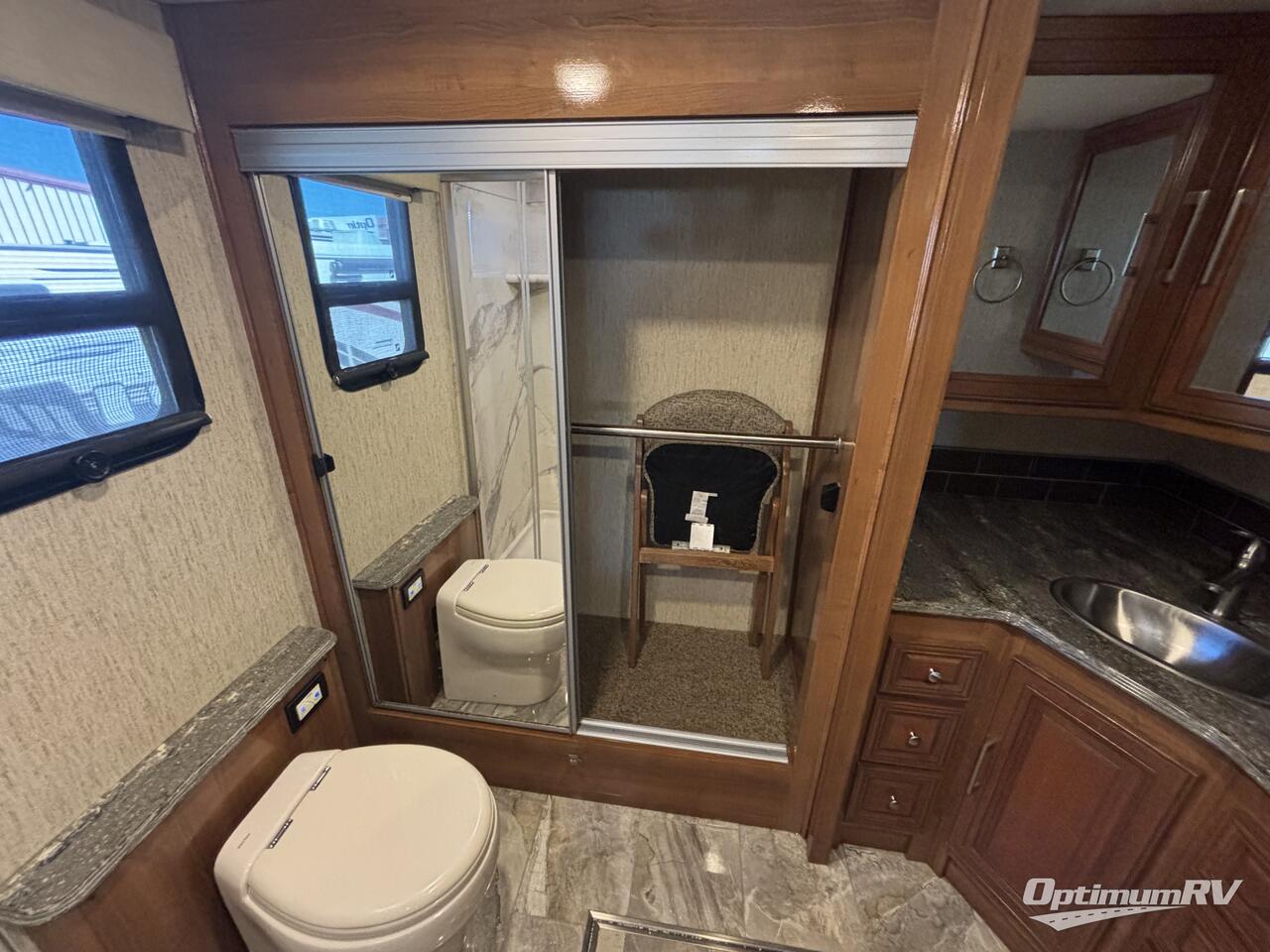 2018 Coachmen Sportscoach Cross Country RD 404RB Photo 12