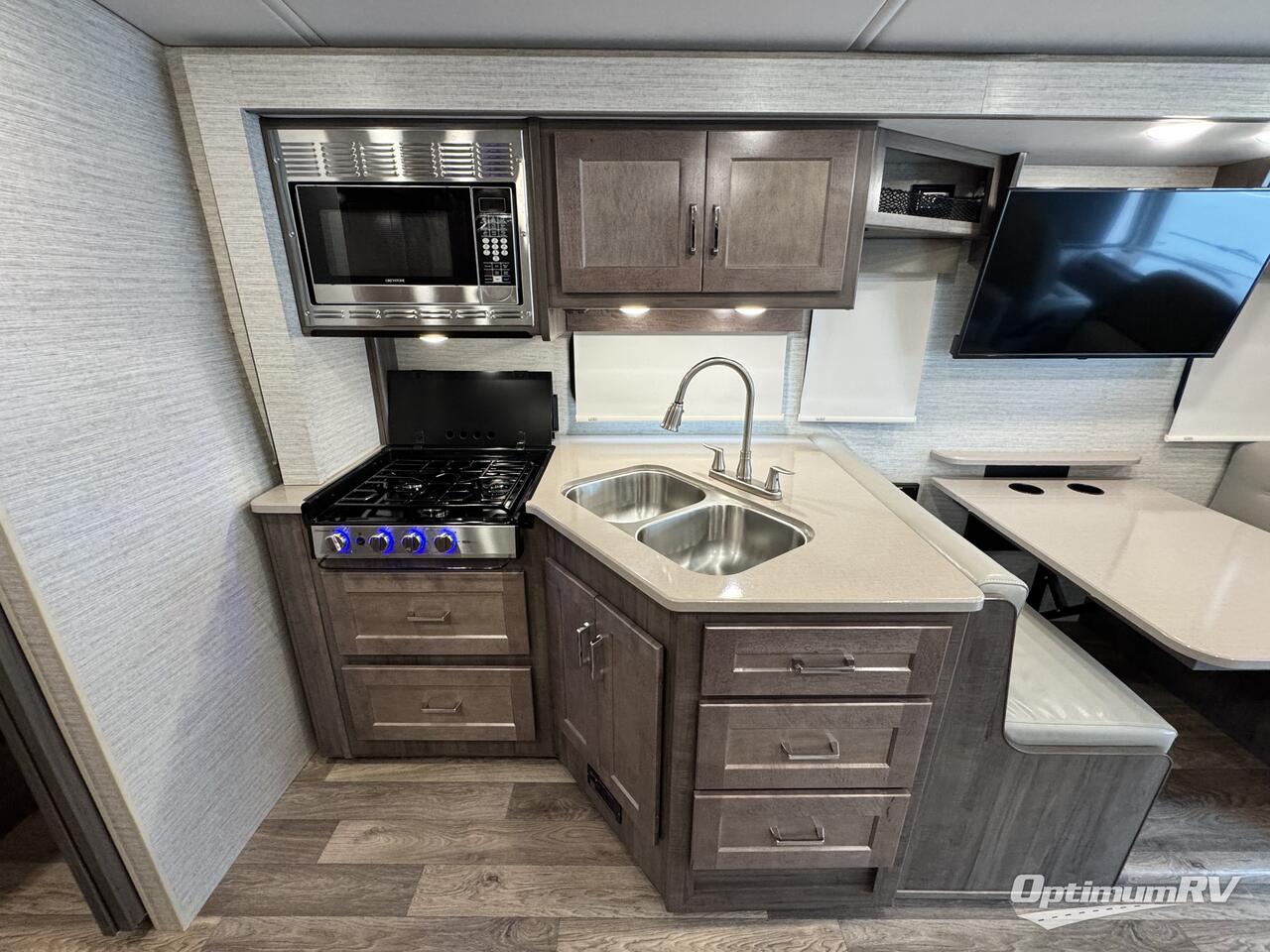 2022 Winnebago Vista 27P Photo 9