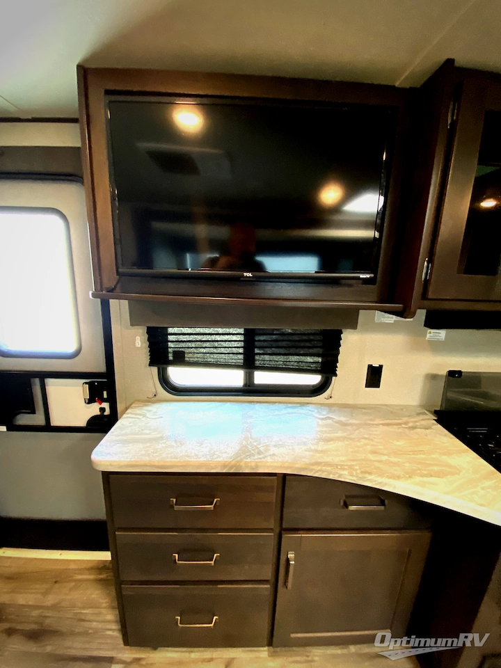 2023 Grand Design Transcend Xplor 251BH Photo 11