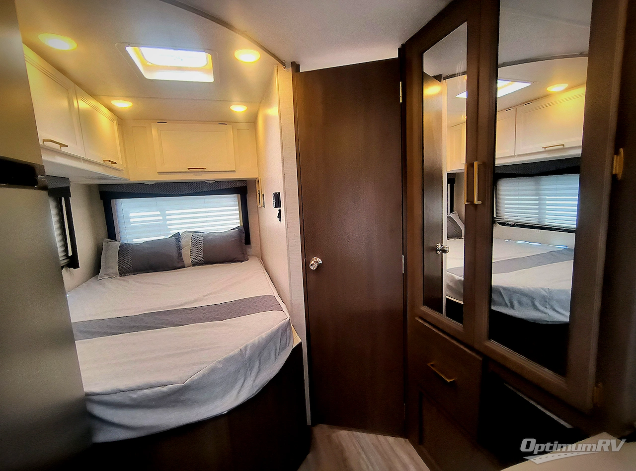 2024 Thor Four Winds 22E Photo 9