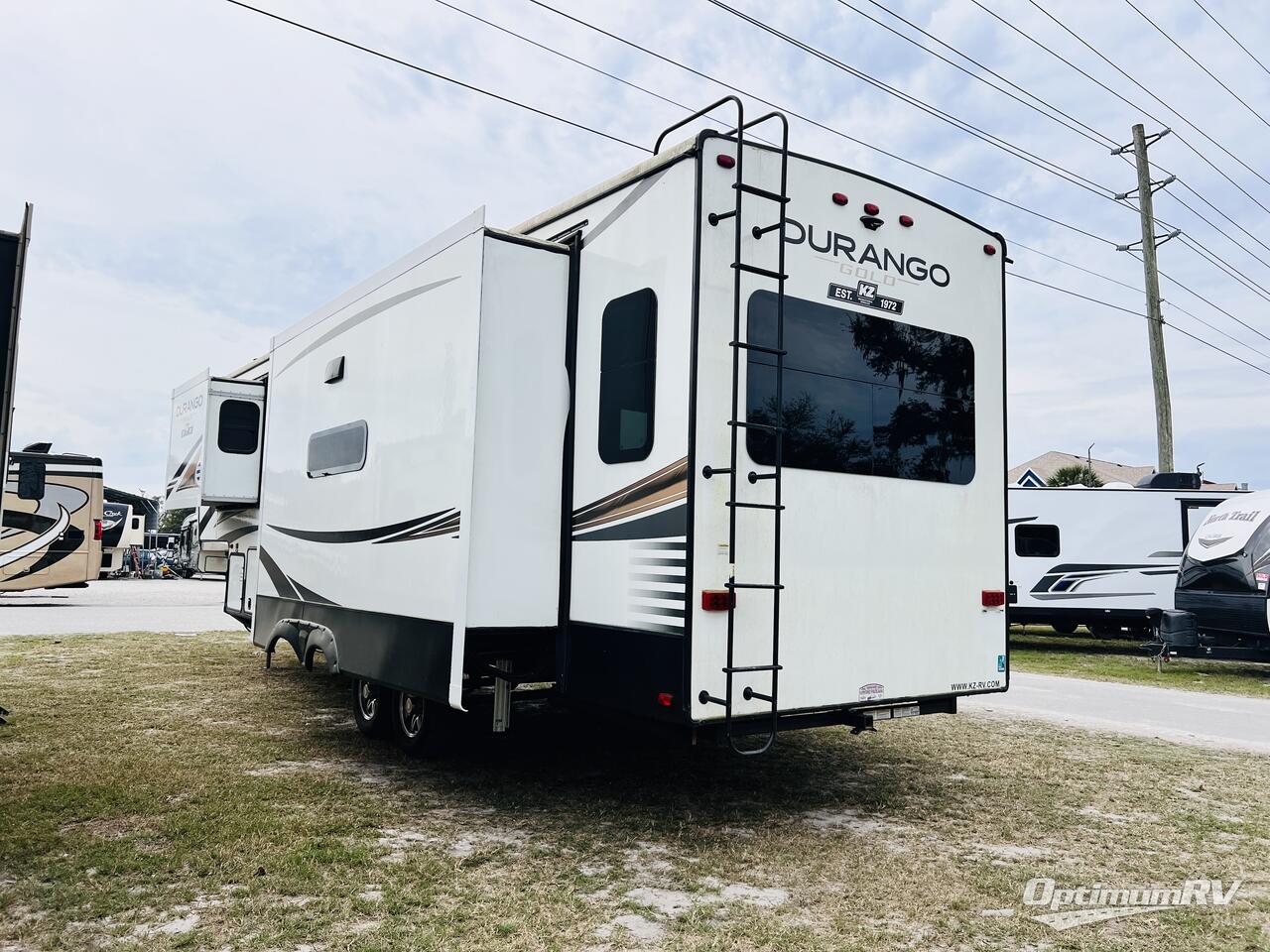 2022 KZ Durango Gold G356RLQ Photo 3