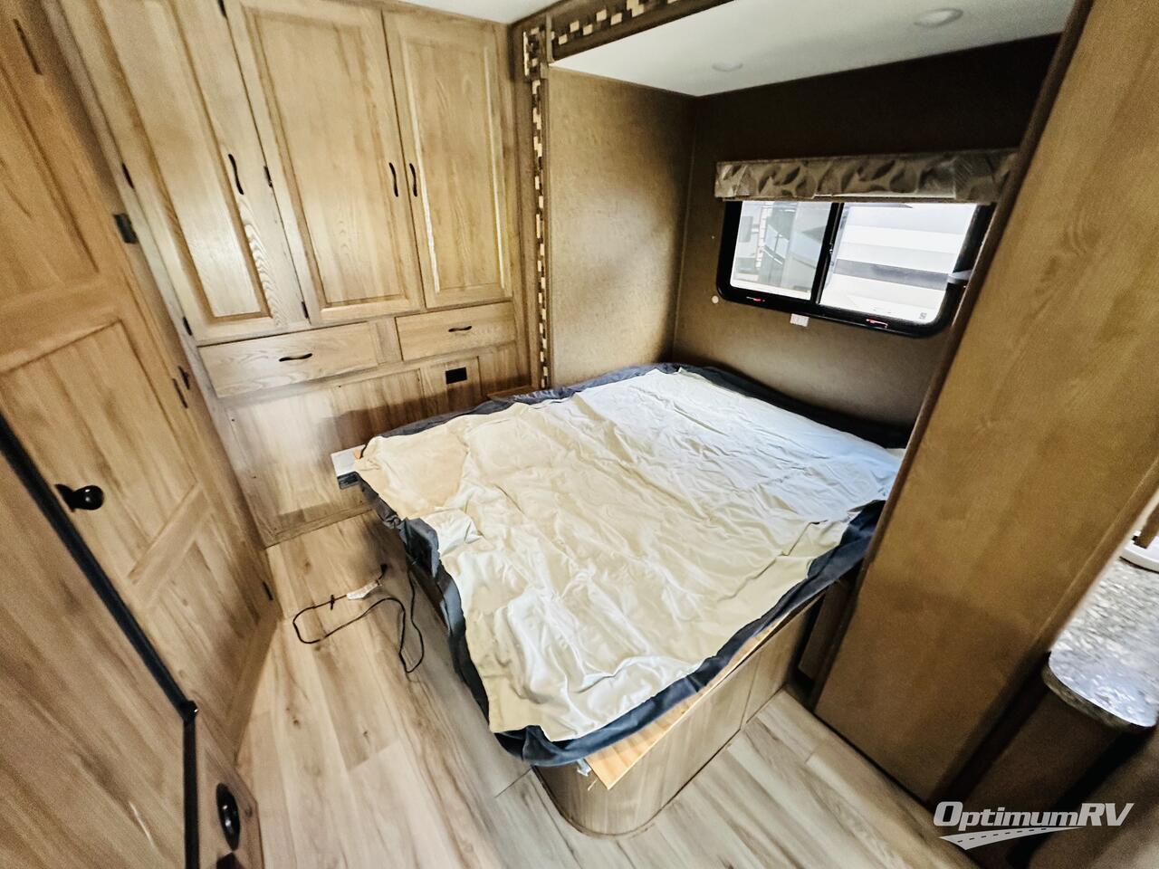 2016 Coachmen Prism 24M Photo 8