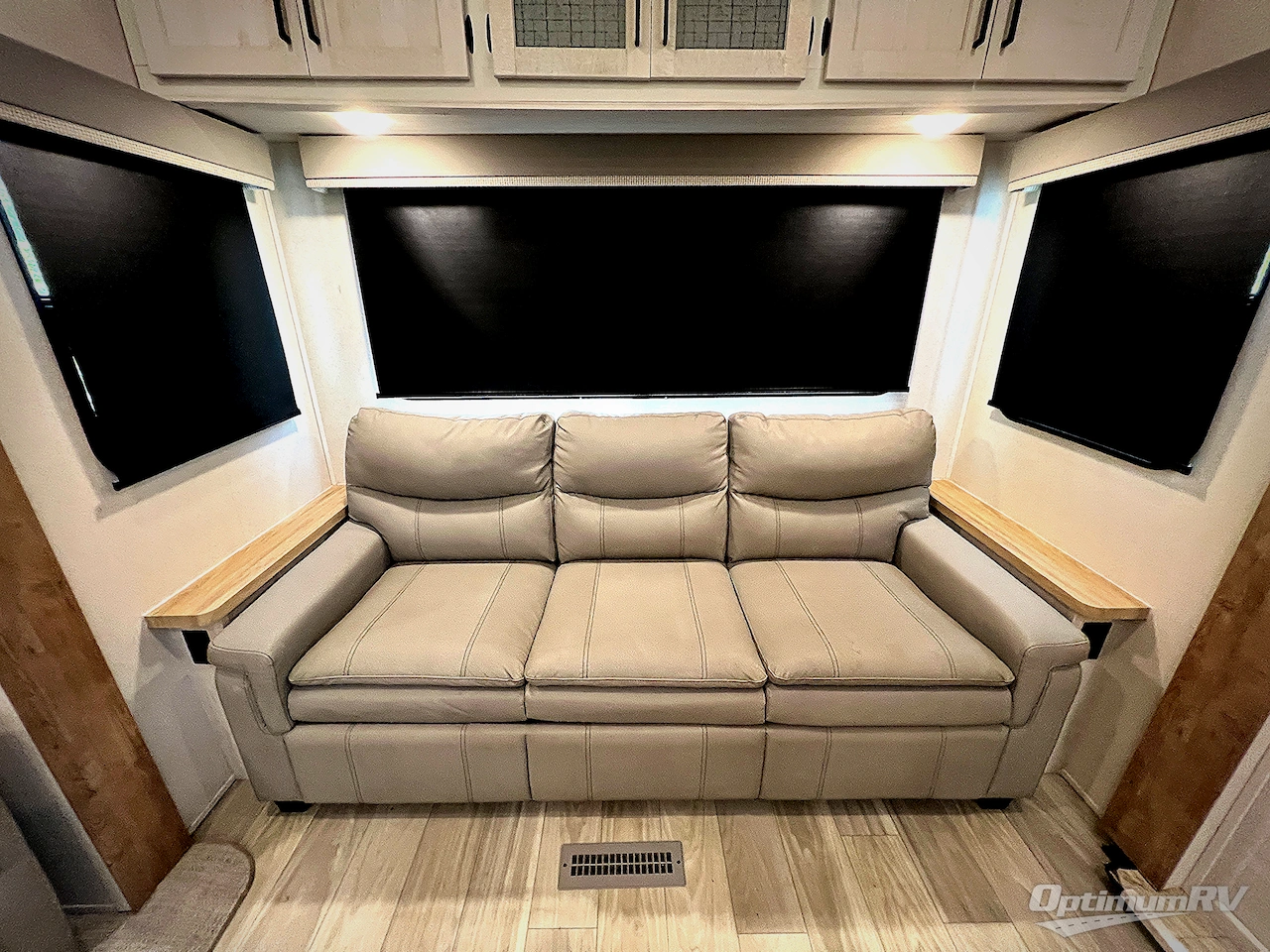 2023 Prime Time Crusader 382MBH Photo 5