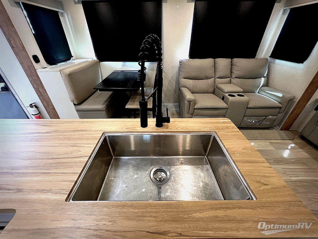2023 Prime Time Crusader 382MBH Photo 8