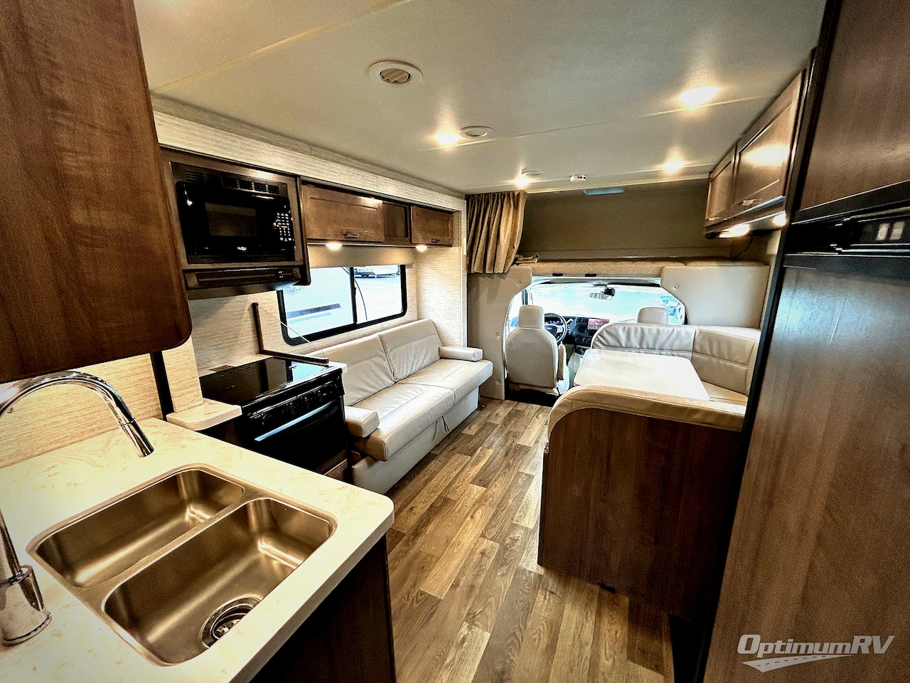 2022 Winnebago Minnie Winnie 31H Photo 7