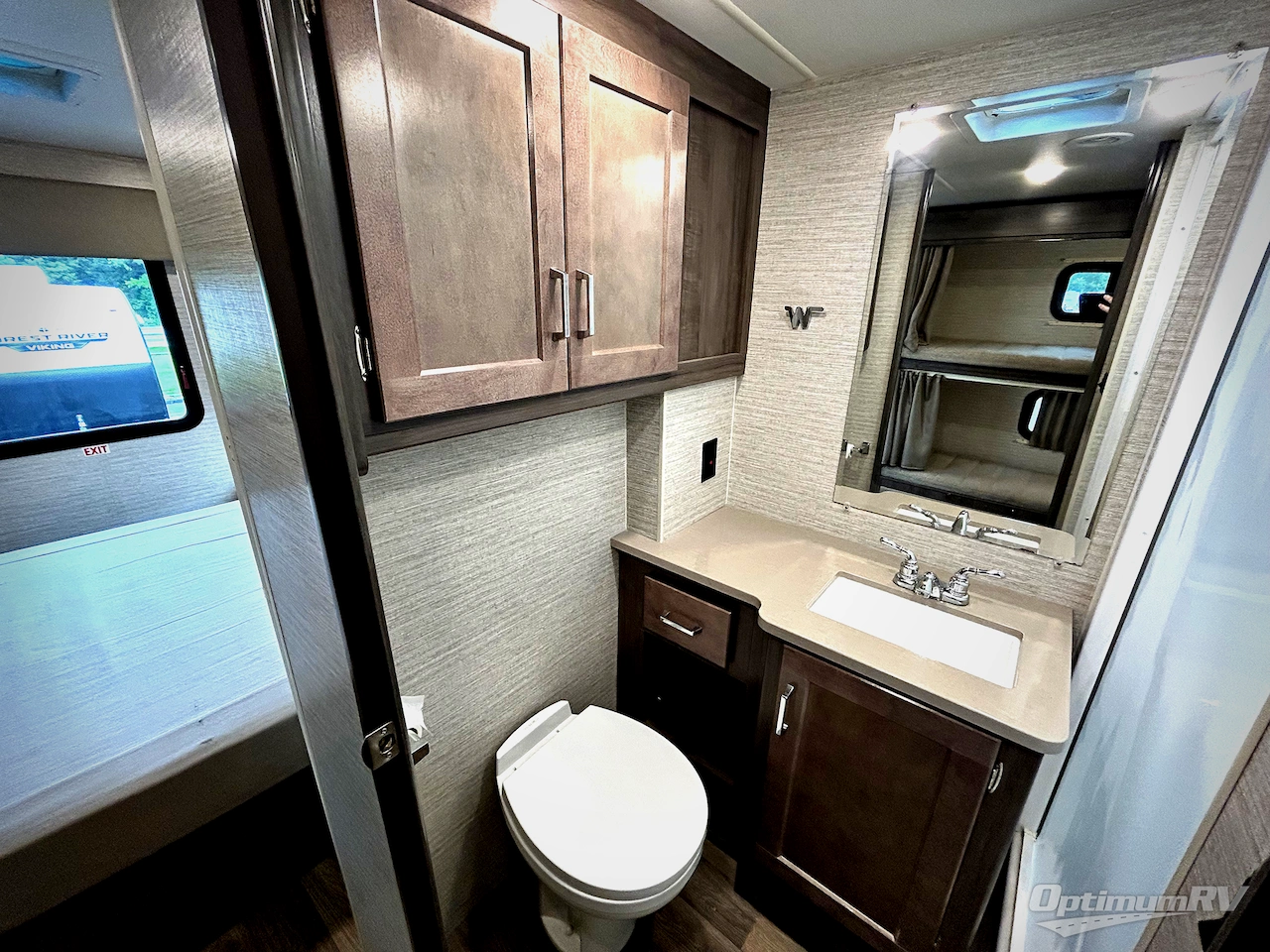 2022 Winnebago Minnie Winnie 31H Photo 28