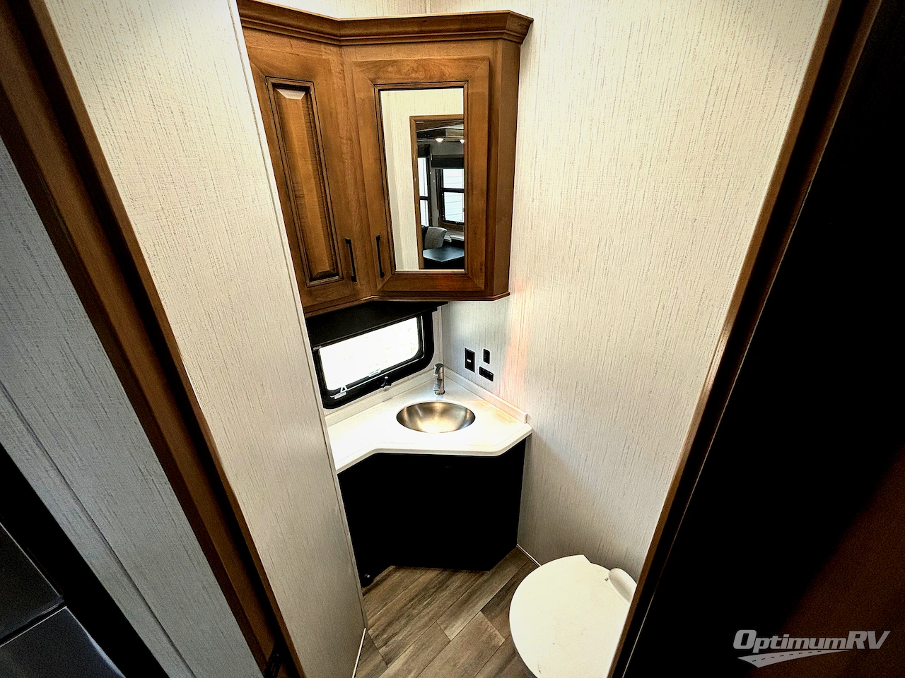 2022 Heartland Landmark Newport Photo 14