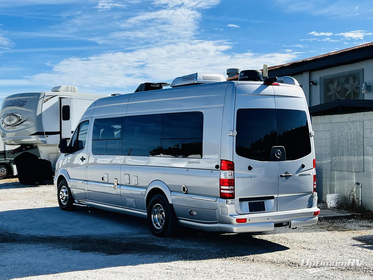 2019 Airstream Interstate Grand Tour EXT Std. Model Photo 3