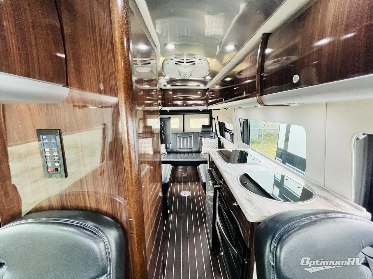 2019 Airstream Interstate Grand Tour EXT Std. Model Photo 5