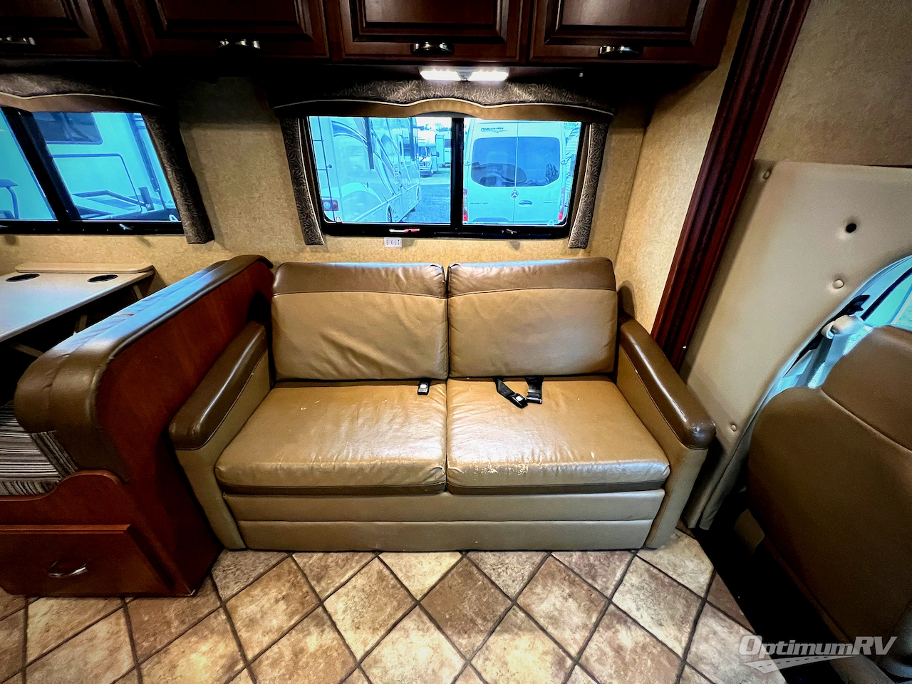 2014 Thor Chateau 31L Photo 7
