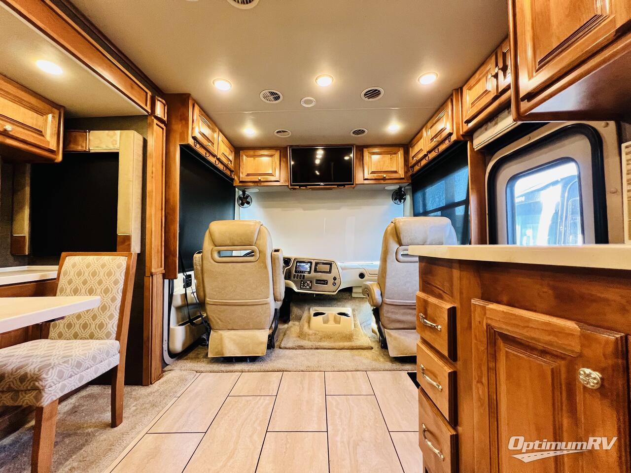 2016 Tiffin Allegro 32SA Photo 6