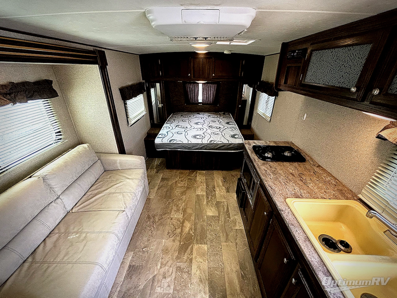 2018 Coachmen Apex Nano 189RBS Photo 5