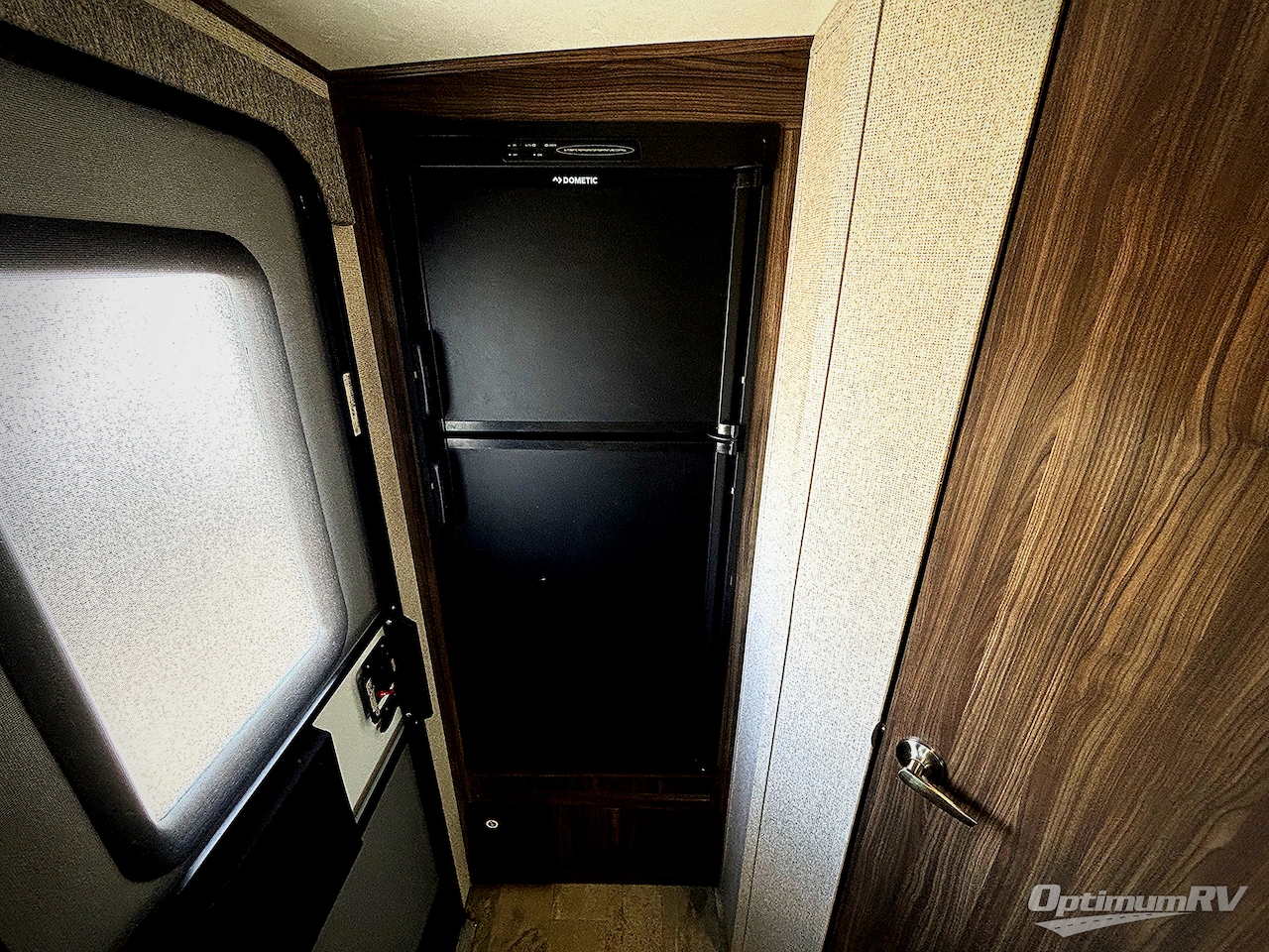 2018 Coachmen Apex Nano 189RBS Photo 9