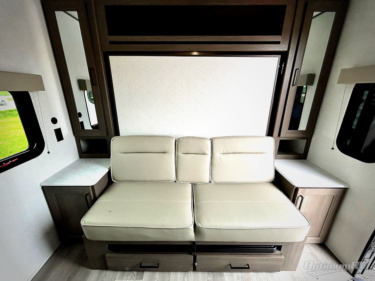 2025 Grand Design Transcend One 161BH Photo 8