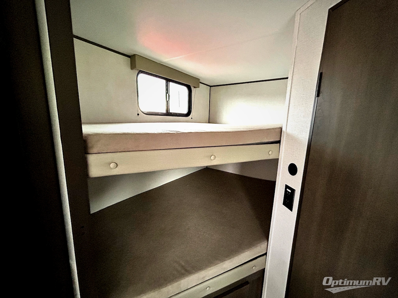 2025 Grand Design Transcend One 161BH Photo 10