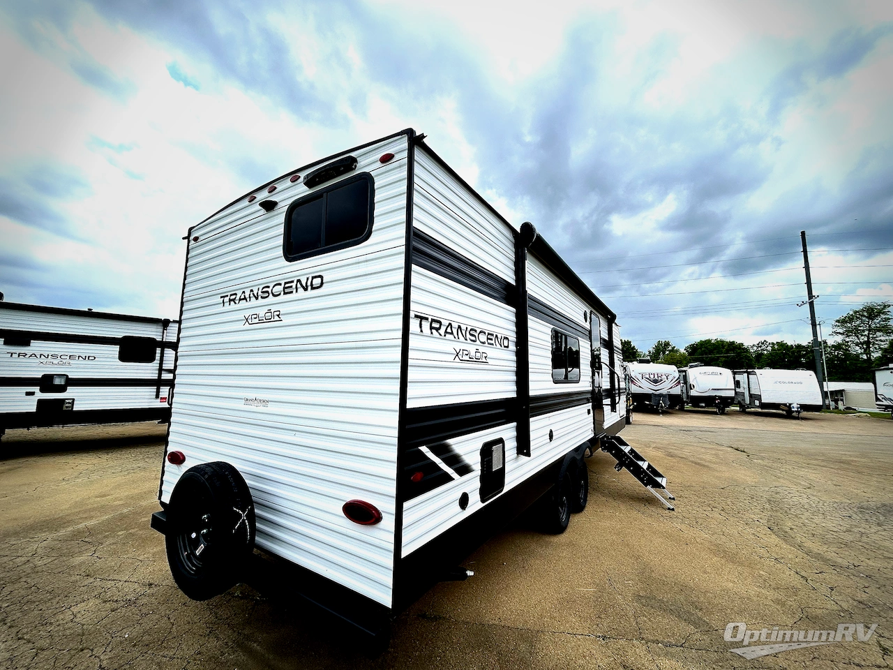 2025 Grand Design Transcend Xplor 24BHX Photo 2