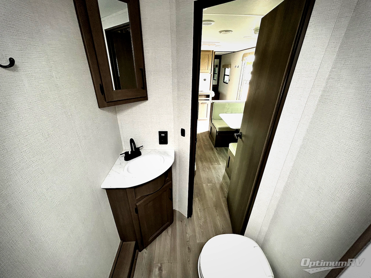 2025 Grand Design Transcend Xplor 24BHX Photo 13