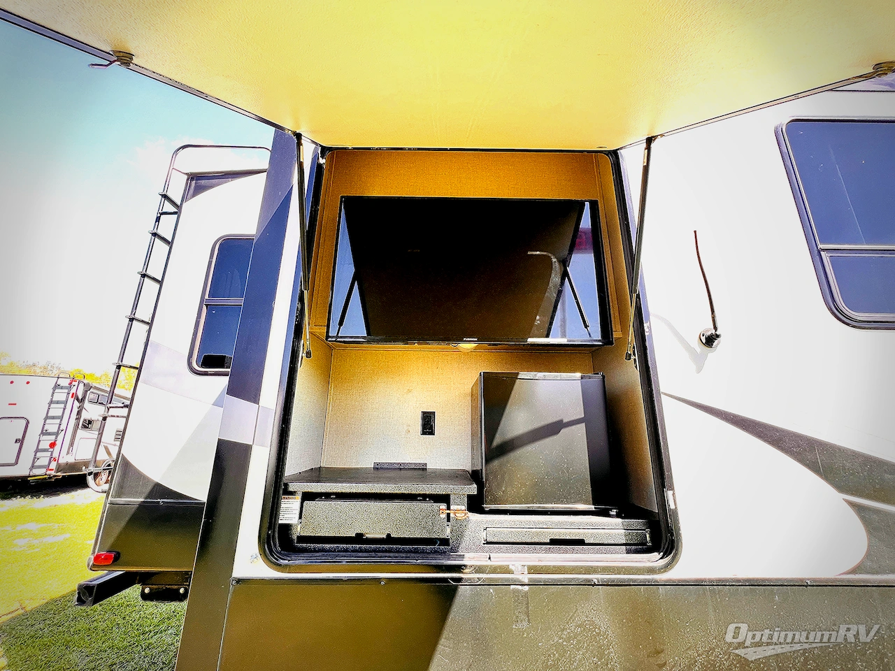 2018 Coachmen Chaparral 392MBL Photo 26