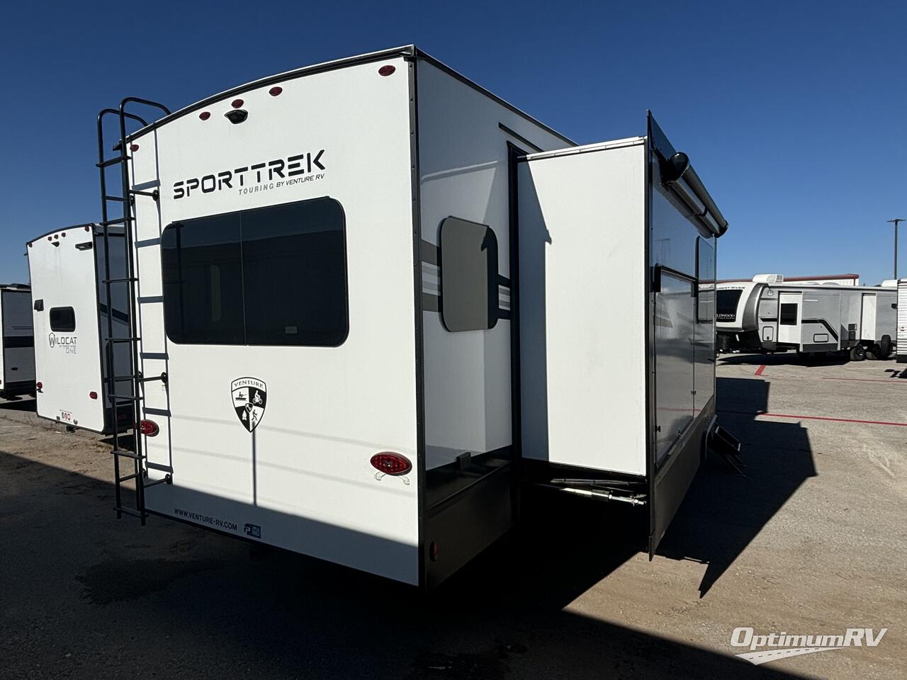 2025 Venture SportTrek 5 Touring Edition 353VIK Photo 2