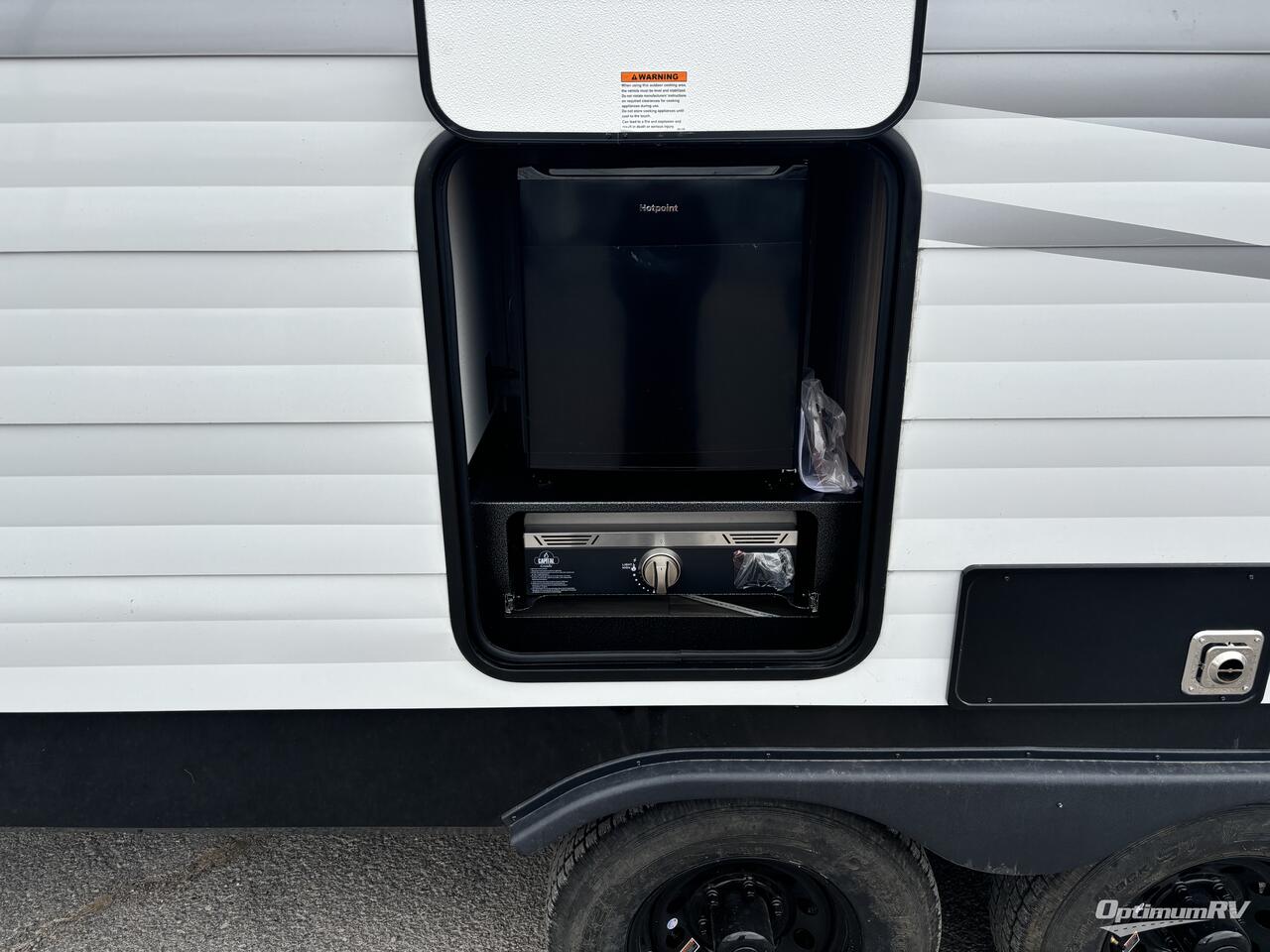 2025 Winnebago Access 30BH Photo 11