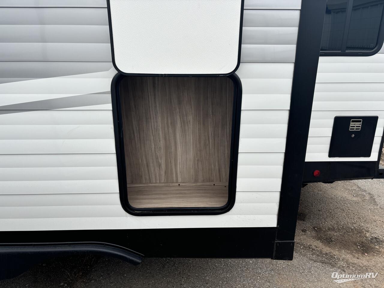 2025 Winnebago Access 25ML Photo 11