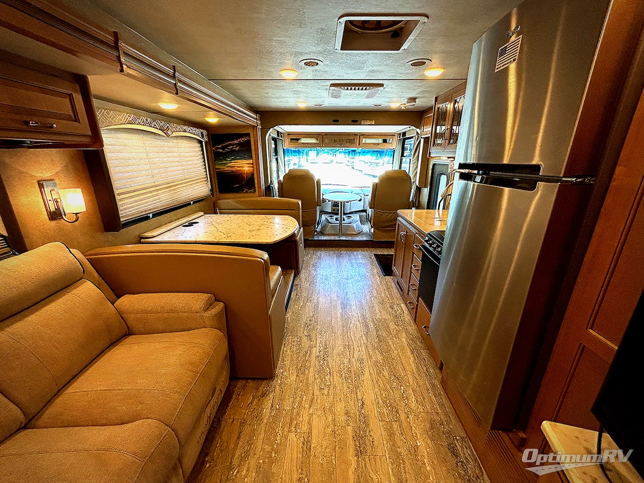 2016 Thor Hurricane 34F Photo 8