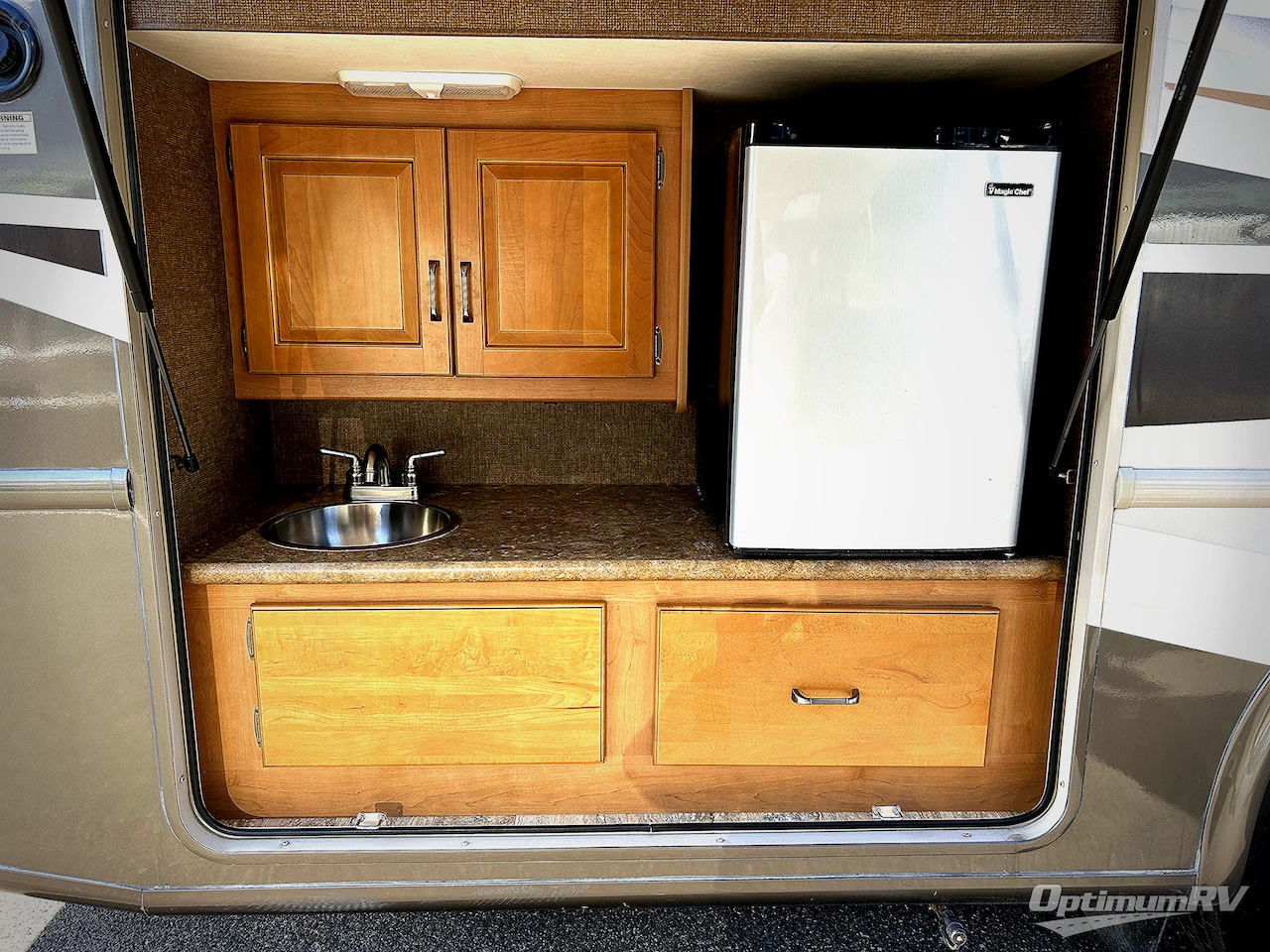 2016 Thor Hurricane 34F Photo 20