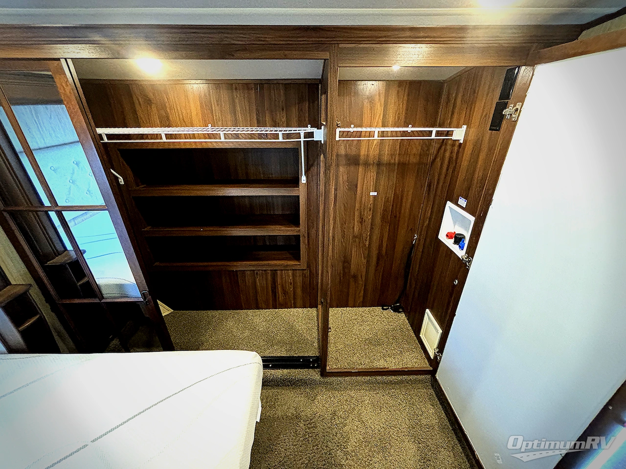 2018 Palomino Columbus F374BH Photo 12