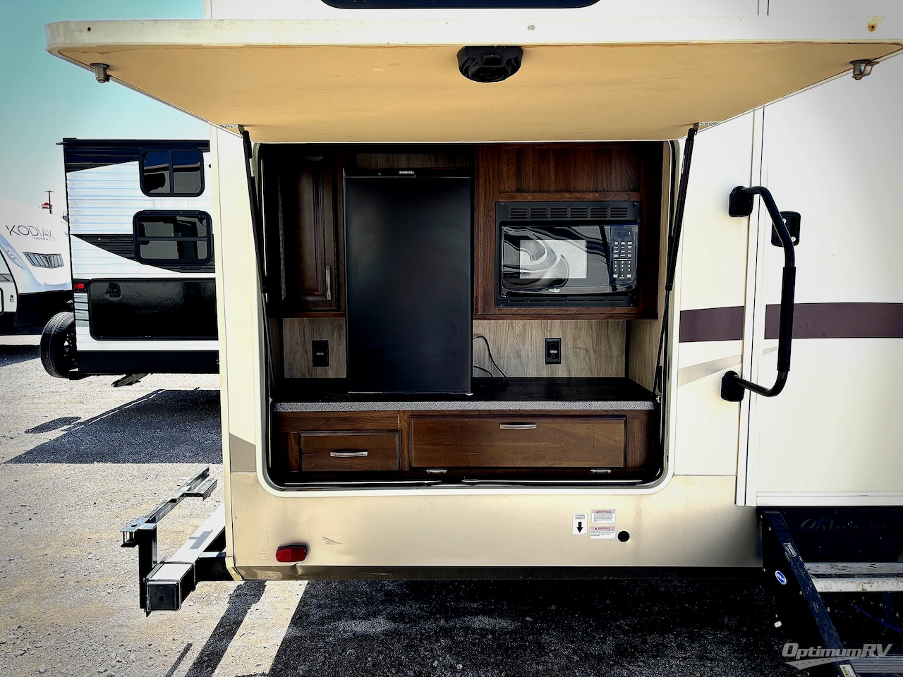 2018 Palomino Columbus F374BH Photo 17