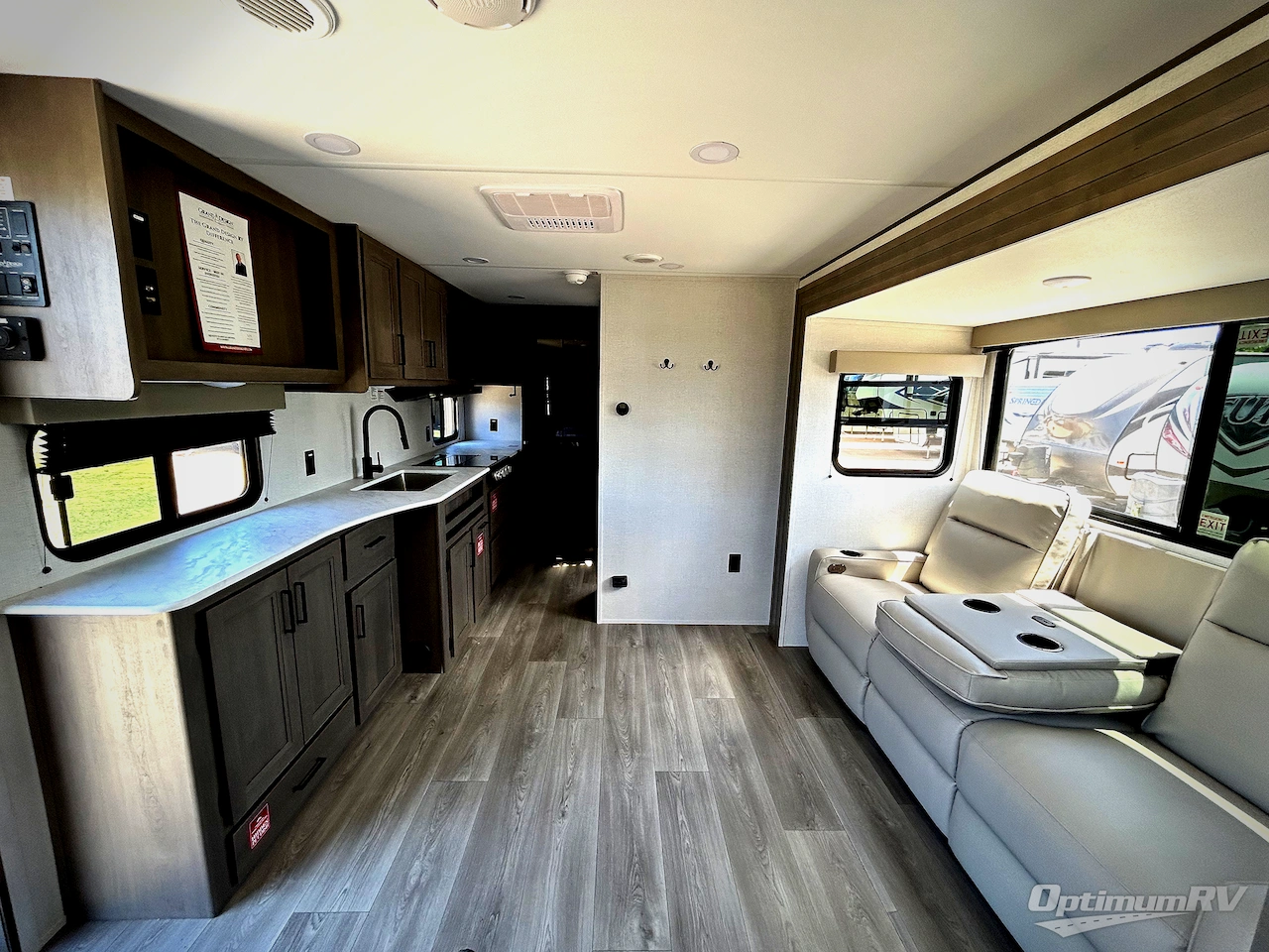 2025 Grand Design Transcend Xplor 20MKX Photo 7