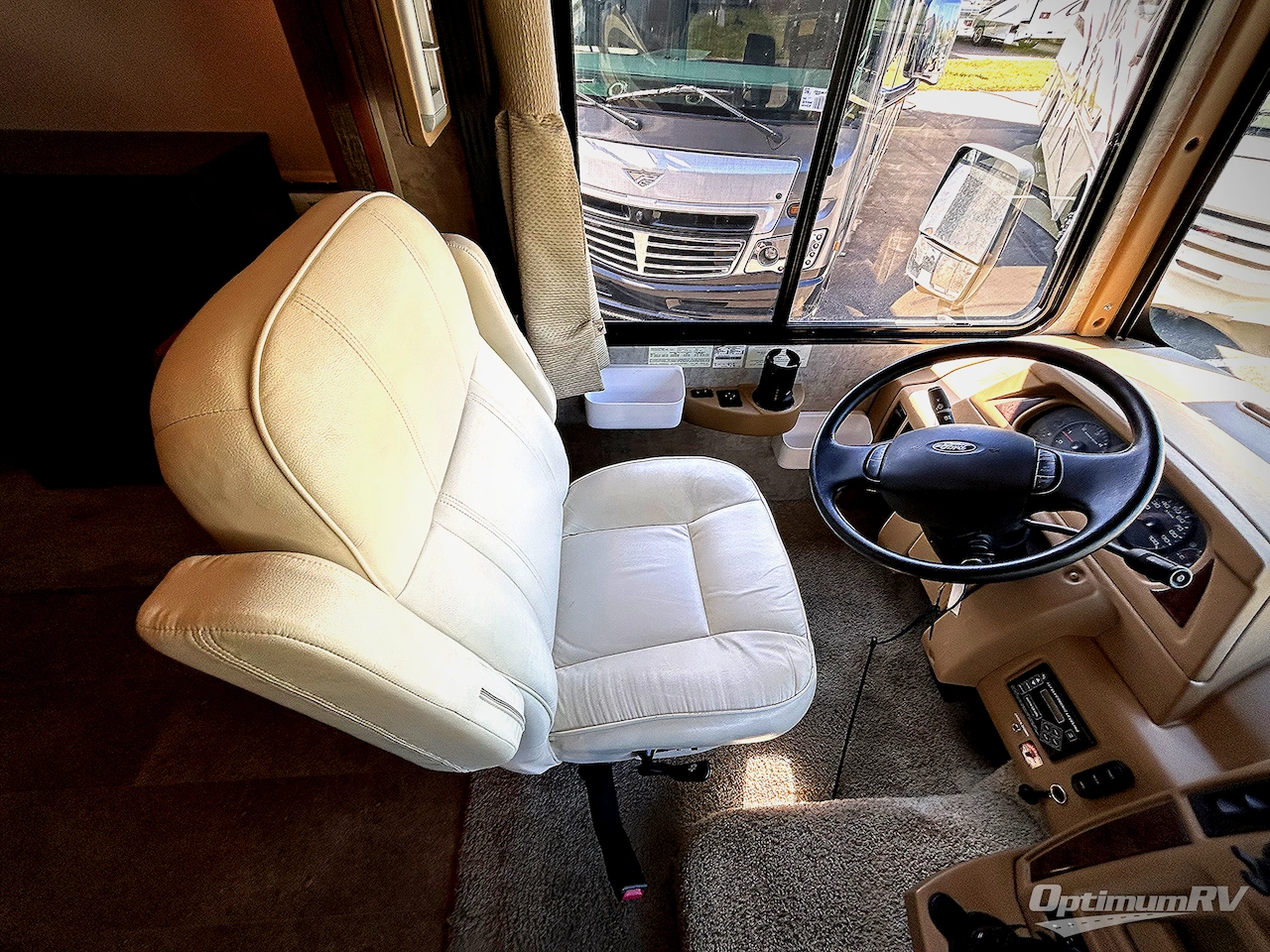 2015 Itasca Sunova 35G Photo 3