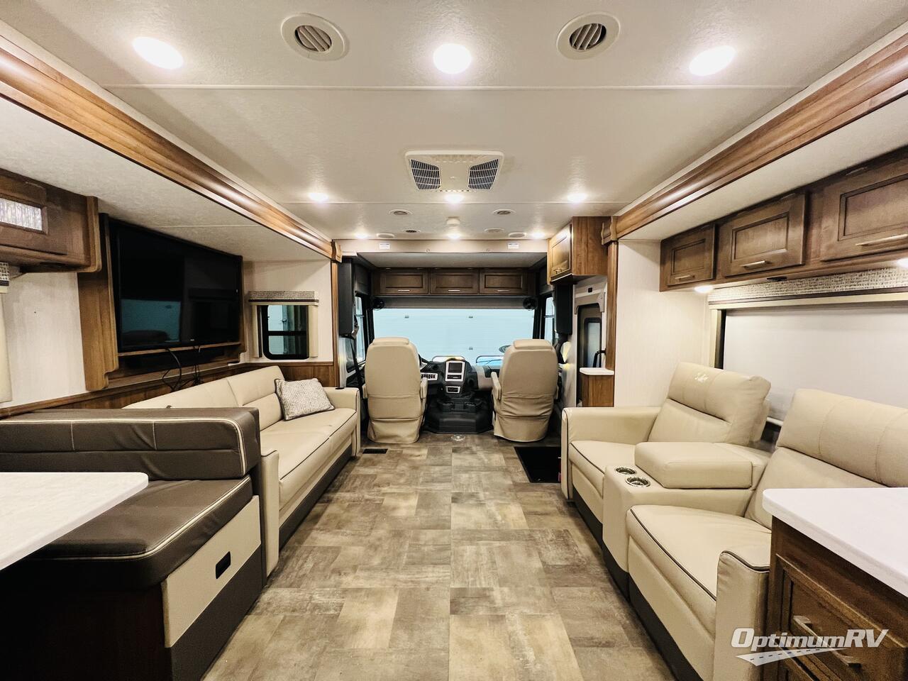 2020 Coachmen Mirada 35OS Photo 3