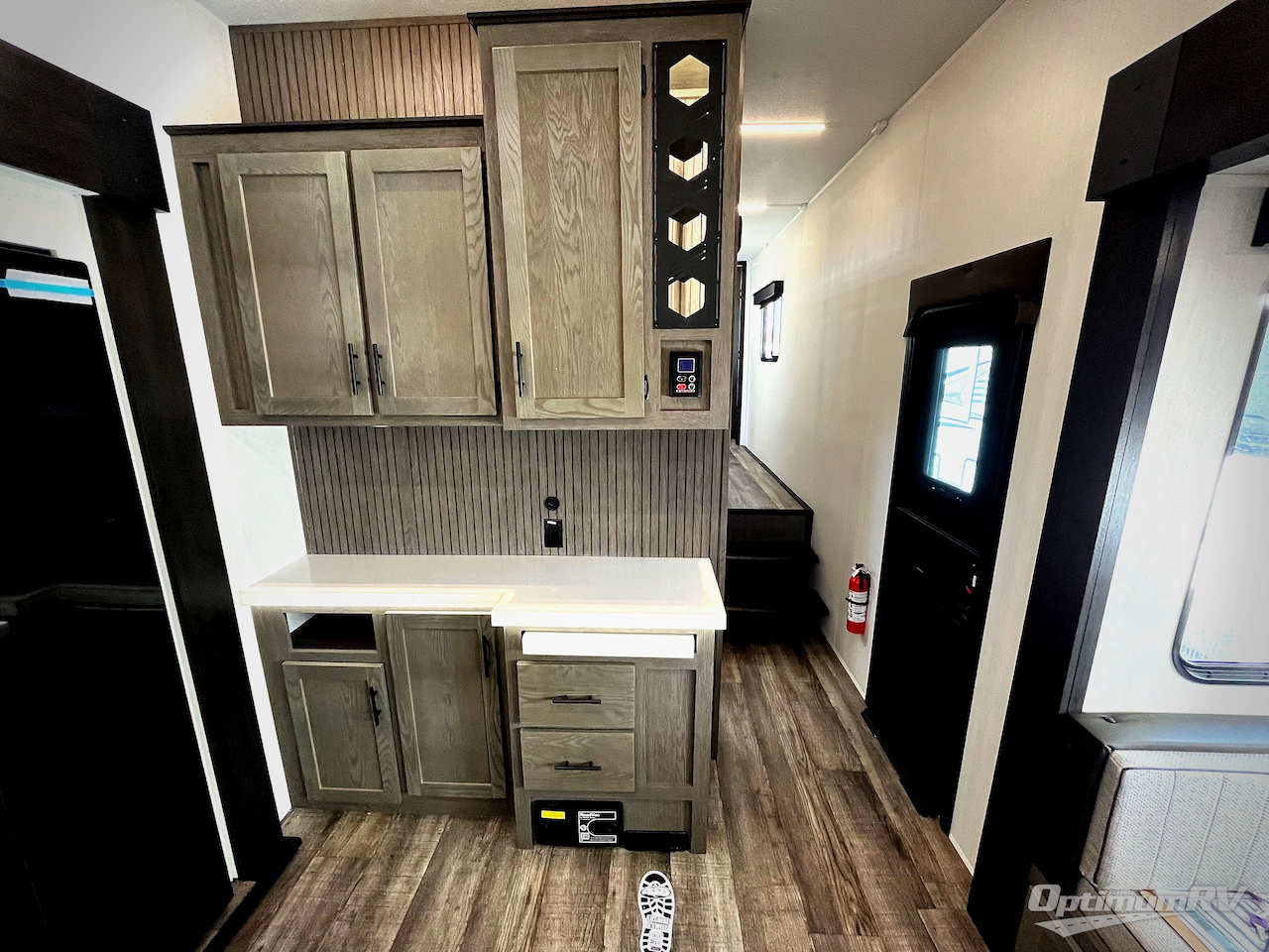 2025 Forest River Cherokee Arctic Wolf Suite 3650SUITE Photo 9