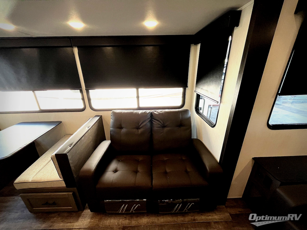 2025 Forest River Cherokee Arctic Wolf Suite 3650SUITE Photo 11
