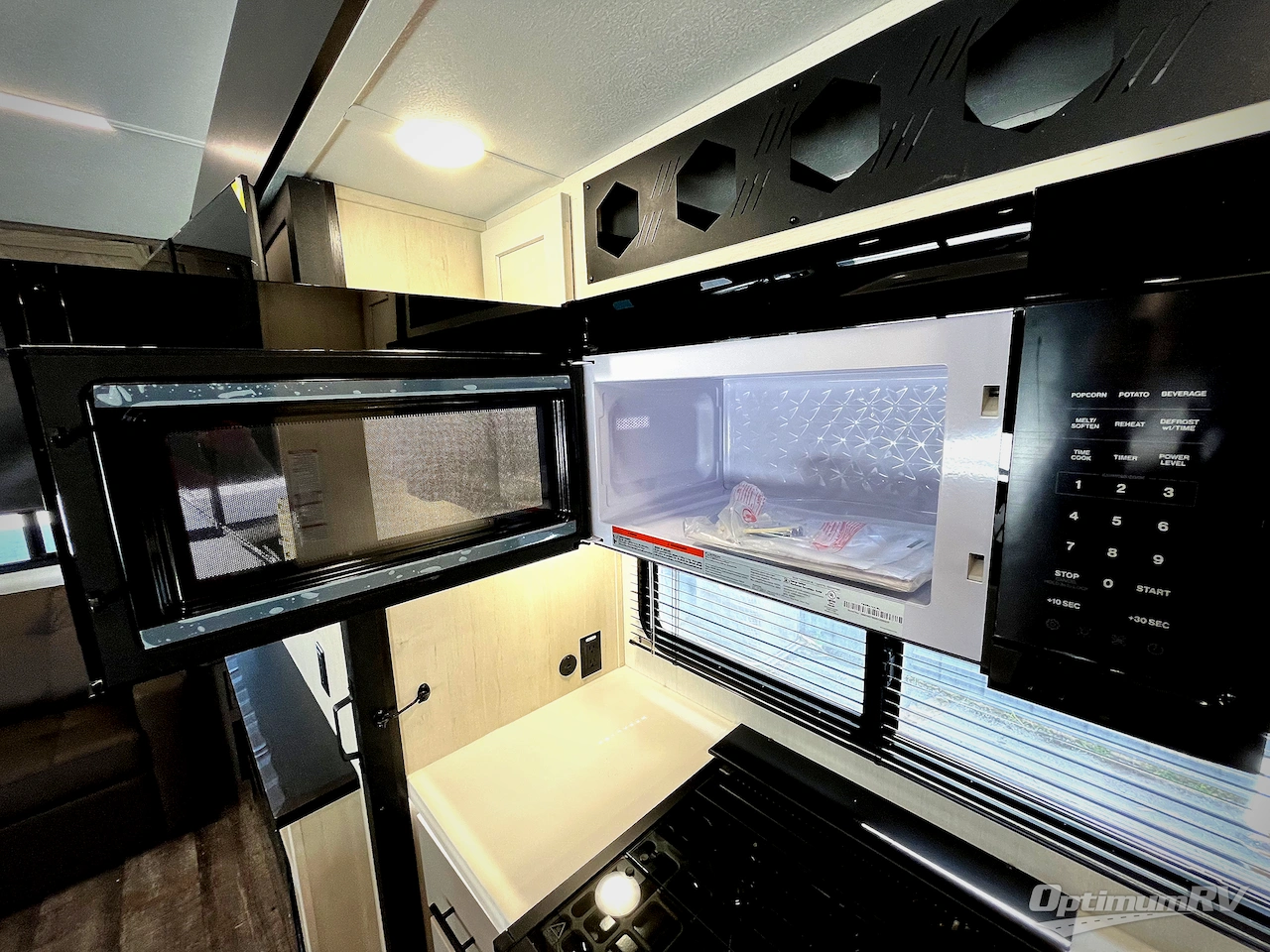 2025 Forest River Cherokee Arctic Wolf Suite 3650SUITE Photo 16