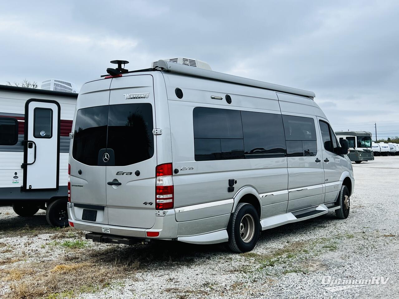 2019 Winnebago Era 70B Sprinter Photo 2