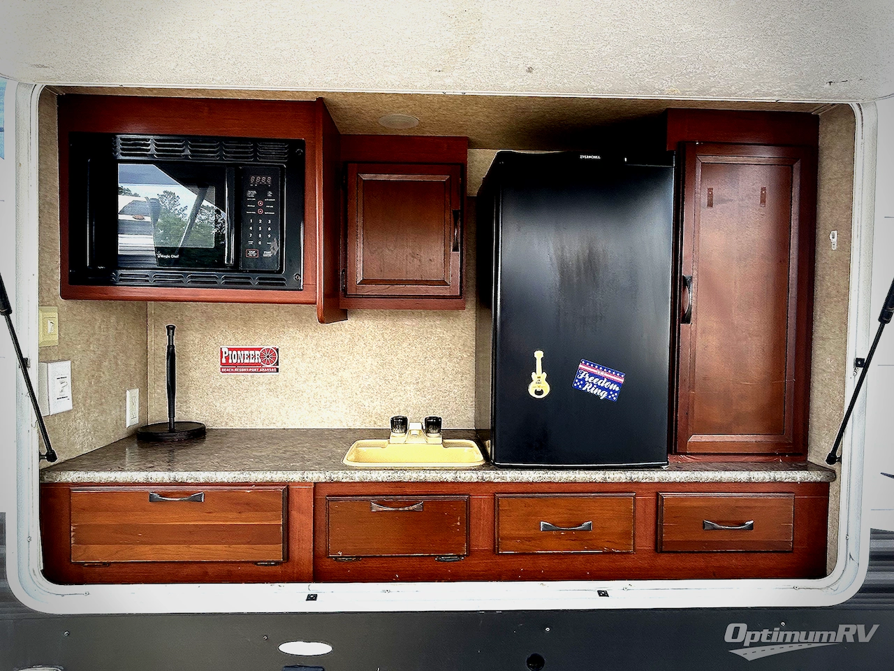 2014 Palomino Puma 32DBKS Photo 17