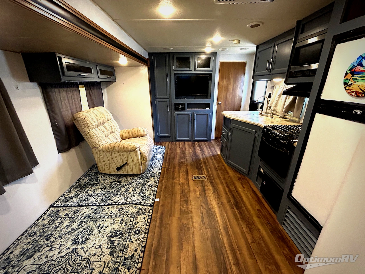 2018 Coachmen Catalina Legacy 293QBCK Photo 5
