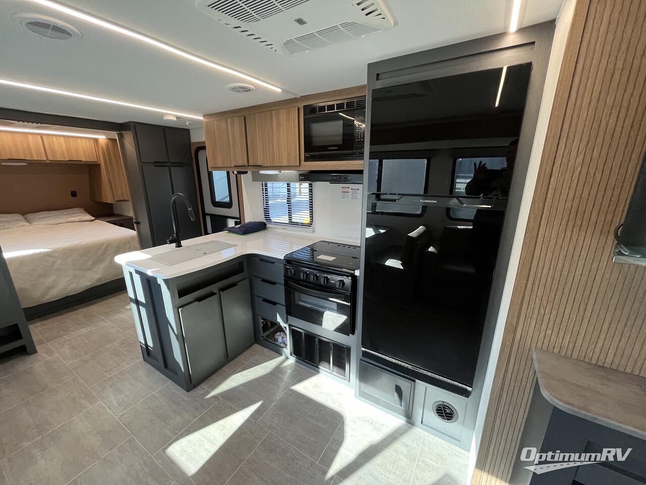 2025 Heartland Corterra 33.3BH Photo 7