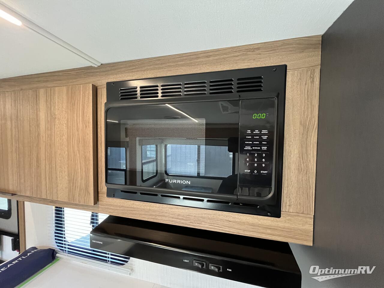 2025 Heartland Corterra 33.3BH Photo 10