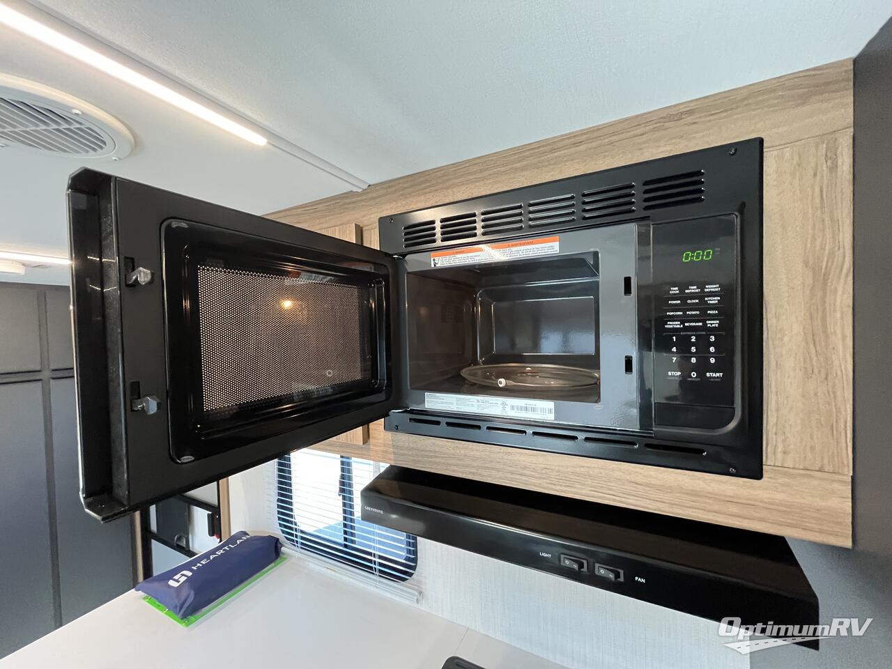 2025 Heartland Corterra 33.3BH Photo 11
