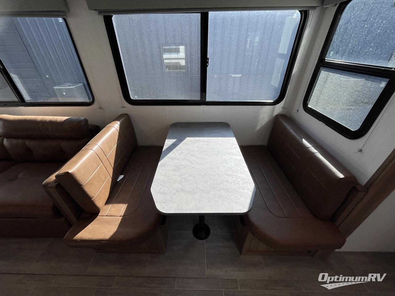 2025 Heartland Corterra 33.3BH Photo 18