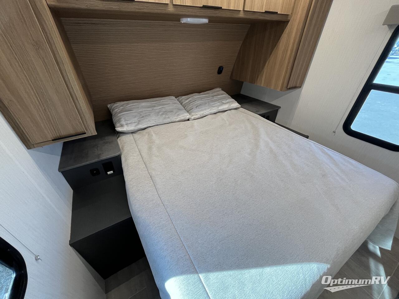 2025 Heartland Corterra 33.3BH Photo 21
