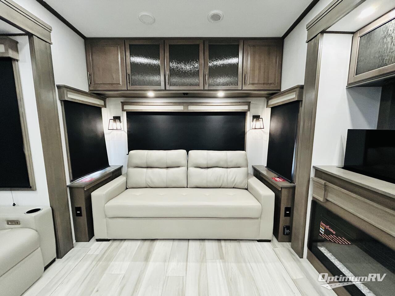 2025 Grand Design Solitude 310GK Photo 12