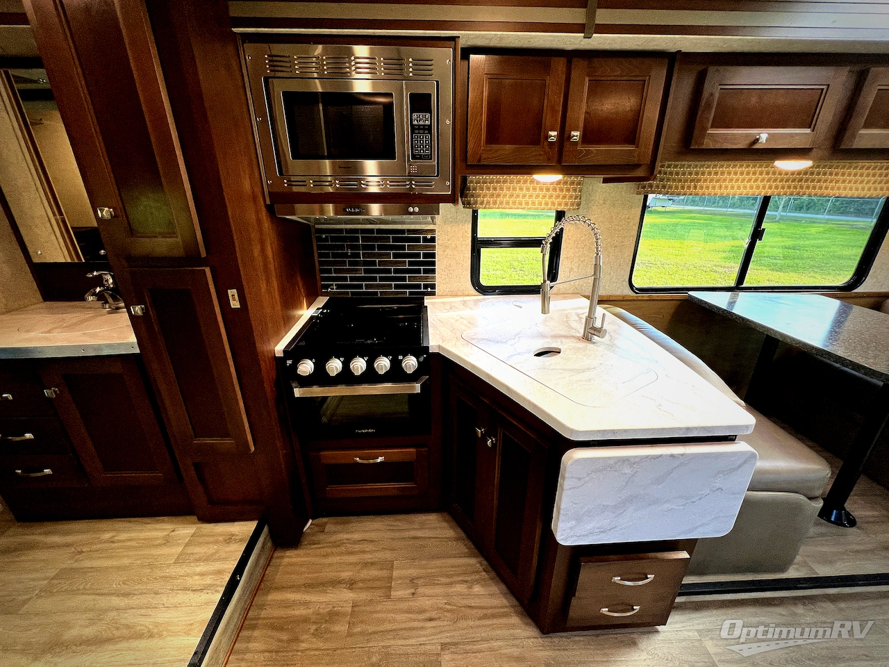 2019 Forest River Sunseeker 3040DS Ford Photo 11