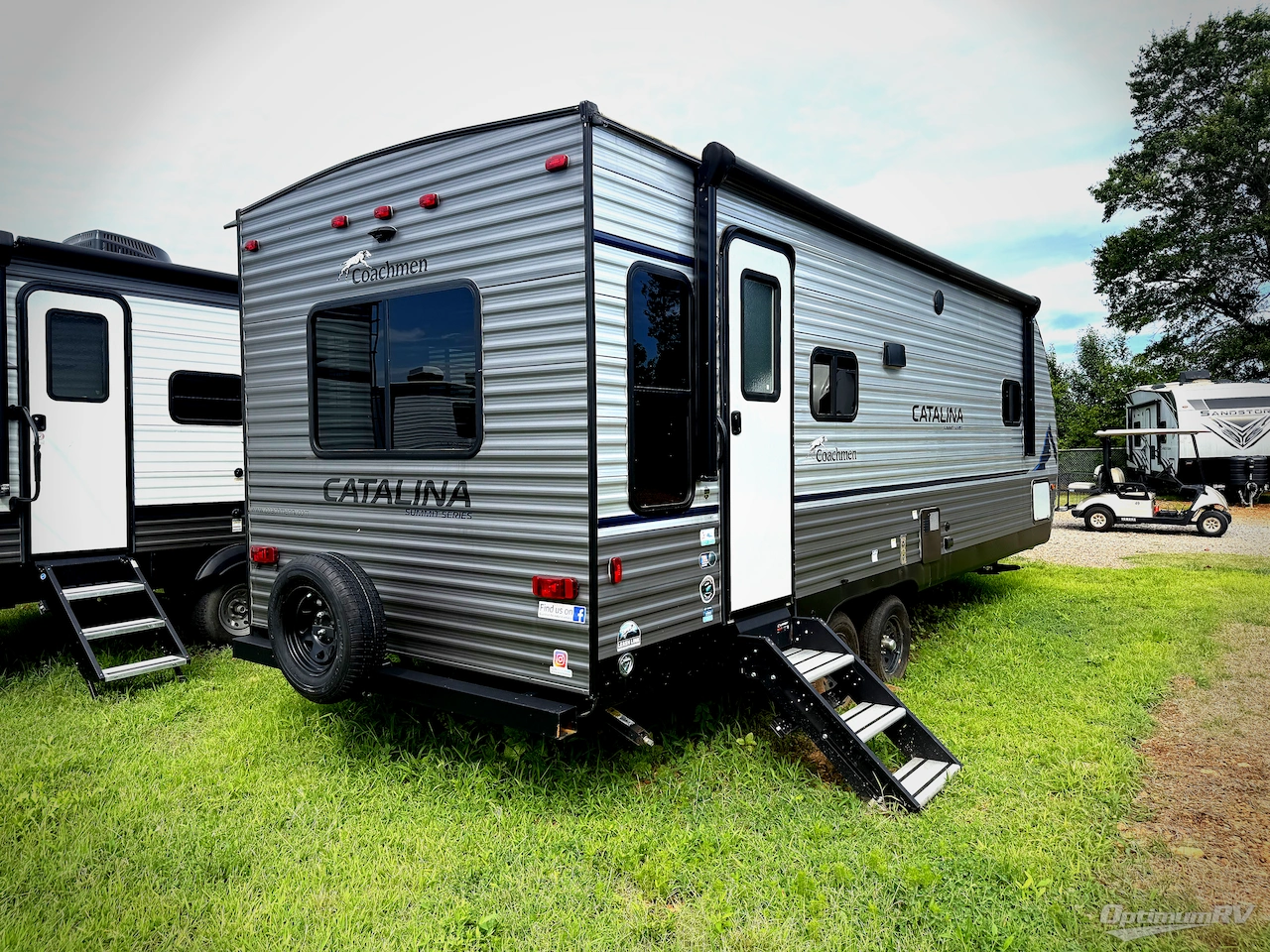 2023 Coachmen Catalina Summit Series 8 231MKS Photo 2