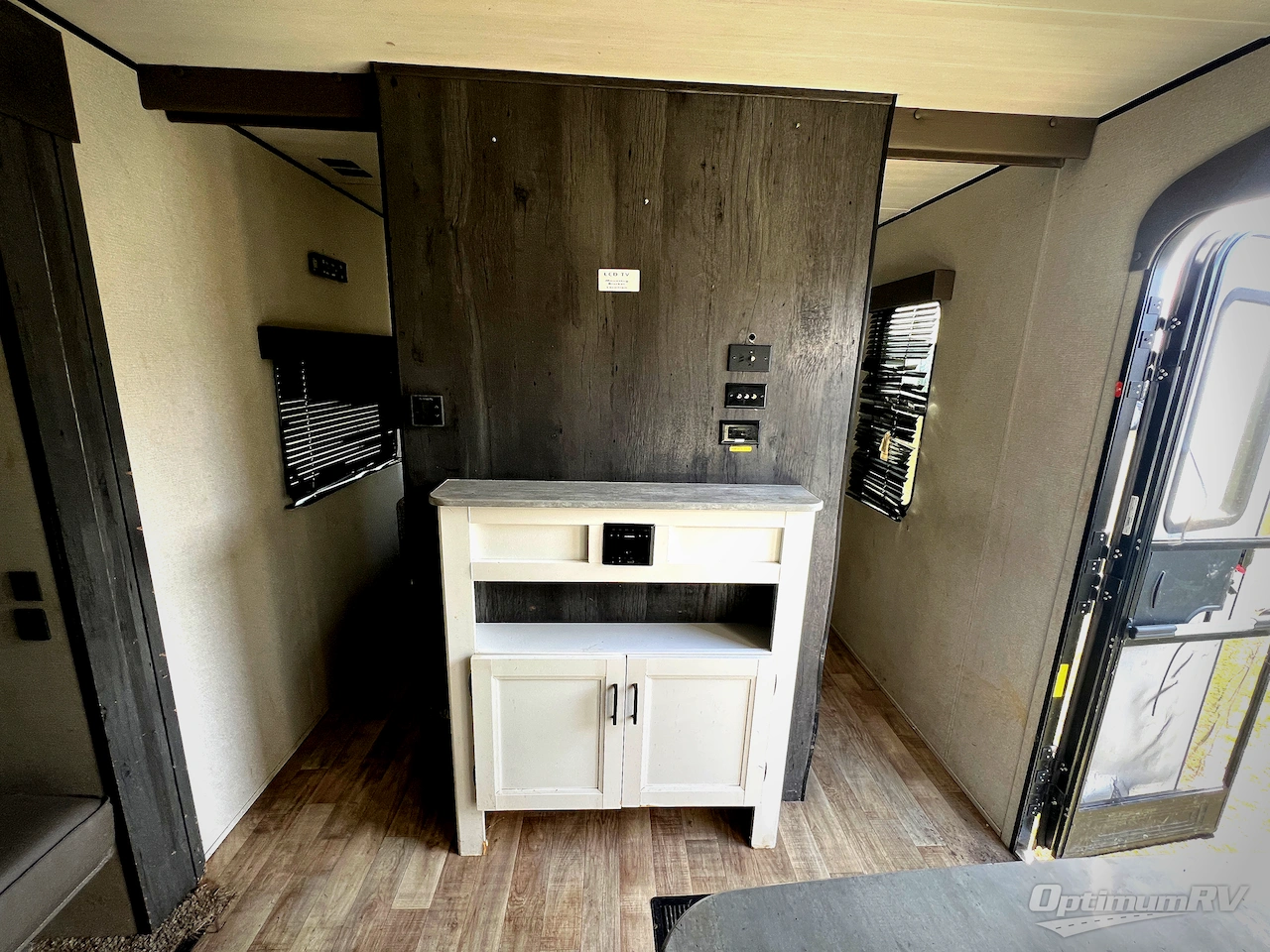 2022 Keystone Hideout 272BH Photo 6