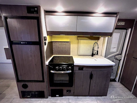 2023 Lance Lance Travel Trailers 1995 RV Photo 3