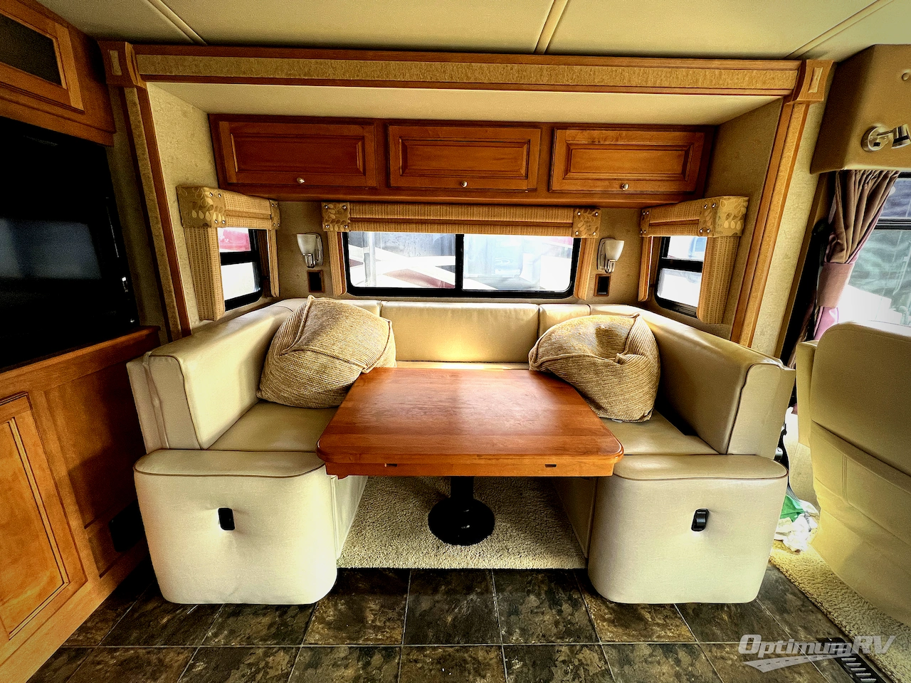 2013 Itasca Sunova 30A Photo 9