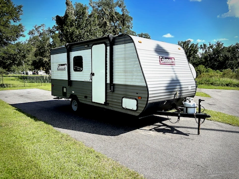 Used 2023 Dutchmen RV Coleman 17B Featured Photo